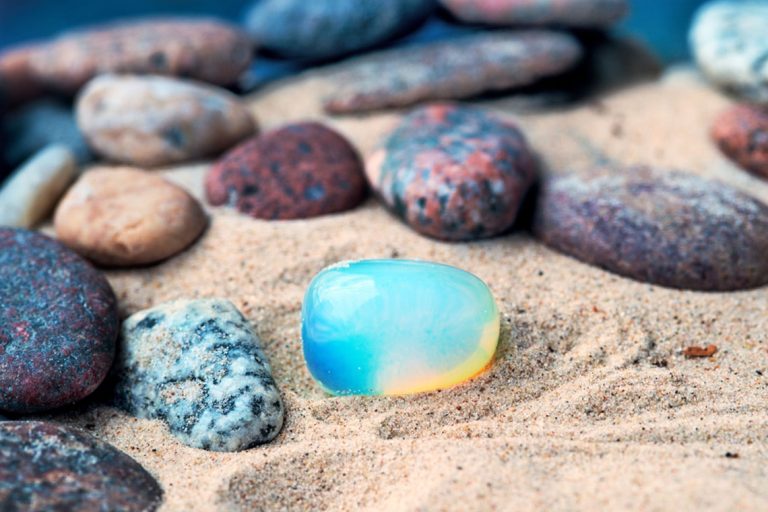 đá Opal