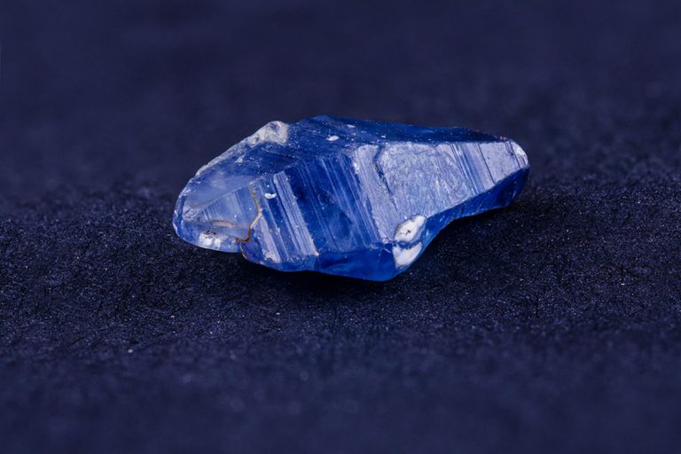 đá sapphire (saphia)